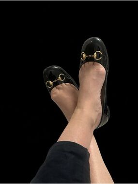 Rare find Authentic Gucci Black Patent Leather Ballet Flats size 39 (8-8.5 U.S.)